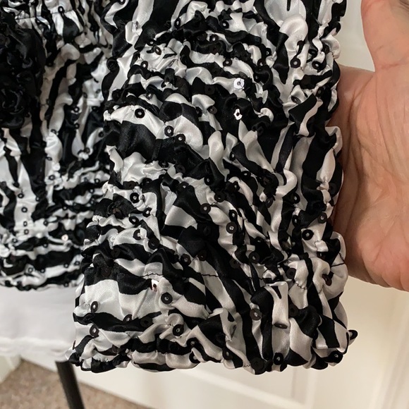 Jackie Jon Black /White sequence zebra pattern jacket Top - Size Small - Picture 8 of 12